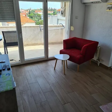 Milka Apartman Zára
