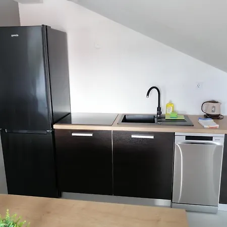 Milka Apartman Zára