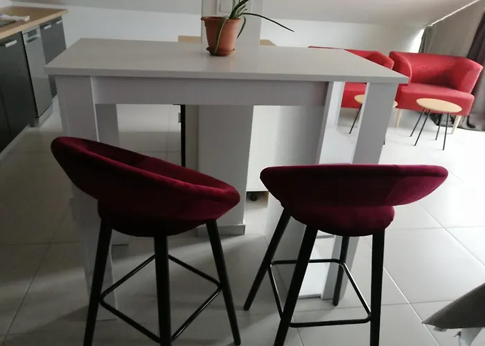 Milka דירה זאדאר